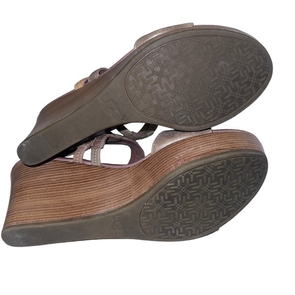 Ugg Australia Lira Gold Washed Leather Wedge Sandals size 8 - Picture 3 of 7